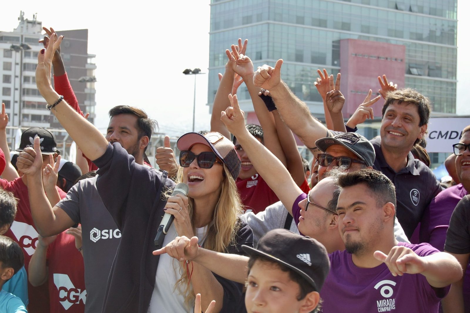 Voluntarios CGK con la fundación Miradas Compartidas